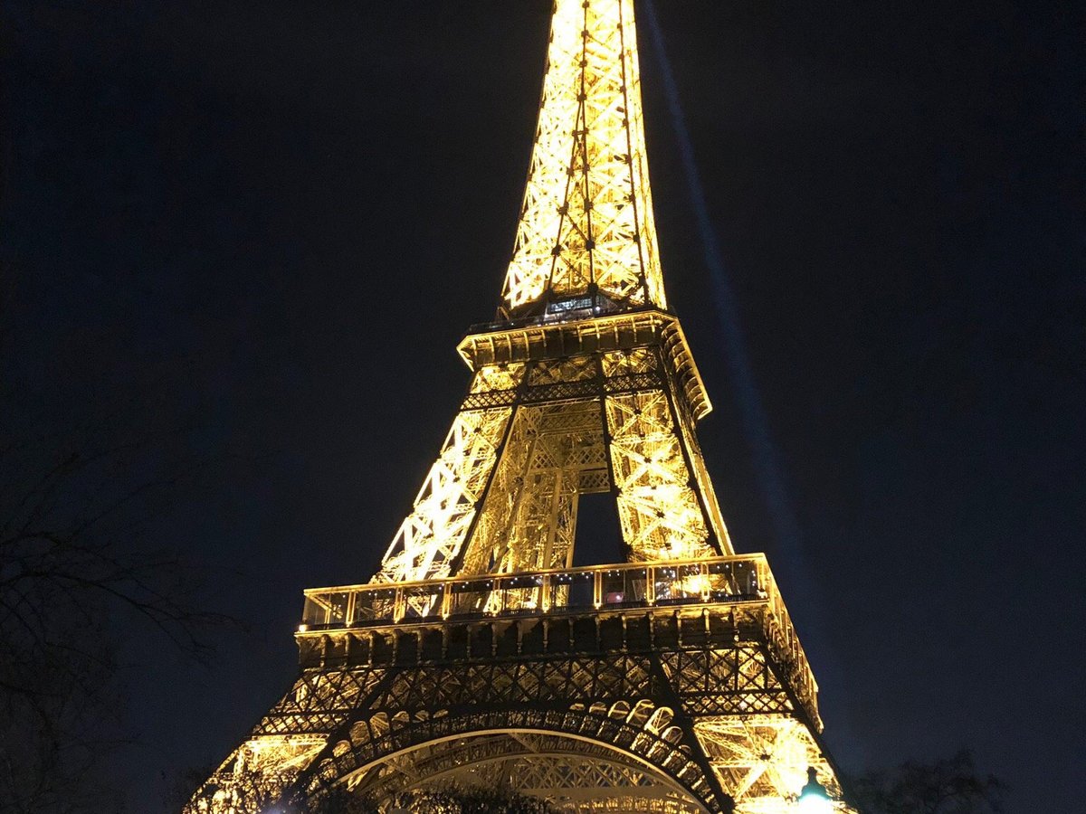 THE EIFFEL TOWER ROMANCE TOUR (Paris) - All You Need to Know BEFORE You Go