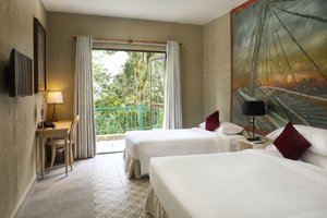 Room & Suite