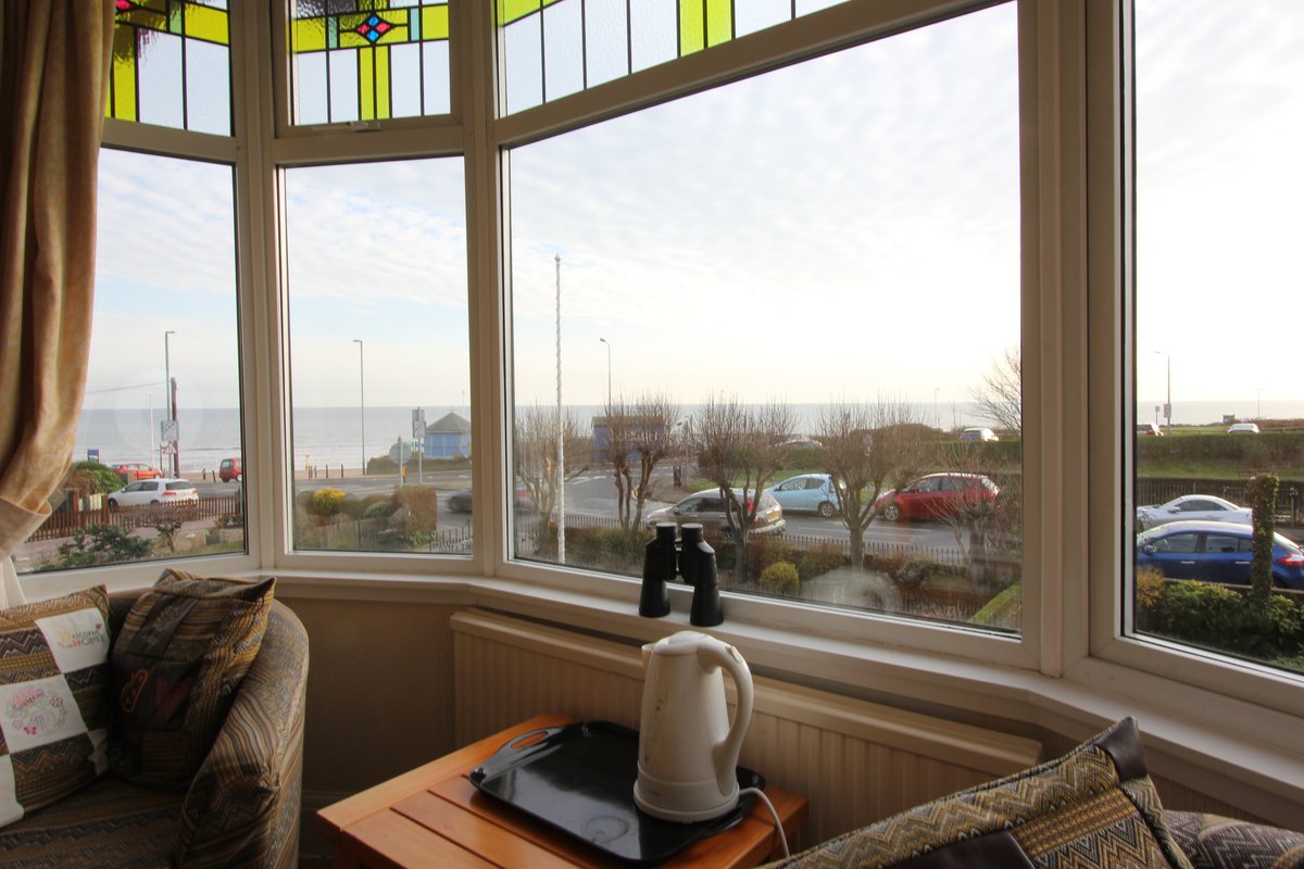 BAY COURT - Updated 2022 Prices & Lodging Reviews (Bridlington, United ...