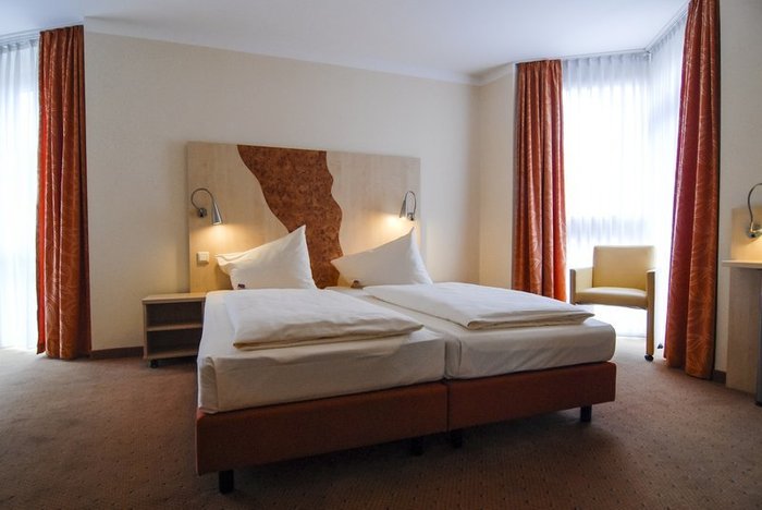 Petul Apart Hotel Ernestine - Prices & Condominium Reviews (essen, Germany)