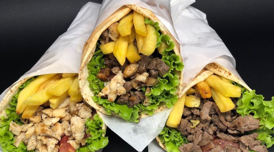 shawarmas tradicionais de carne, frango e misto