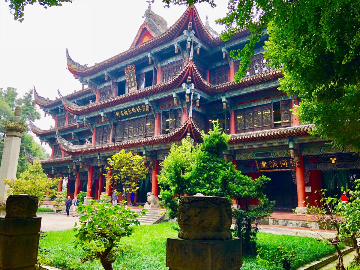 Explore os Encantos de Chengdu: Um Olhar Profundo na Capital da ...