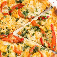 Spicy Pepper Chicken Pizza w/ sliced chicken breast, roasted red peppers, caramelized onions, cilantro, oregano, hot red pepper flakes, no tomato sauce.
www.amicis.com
