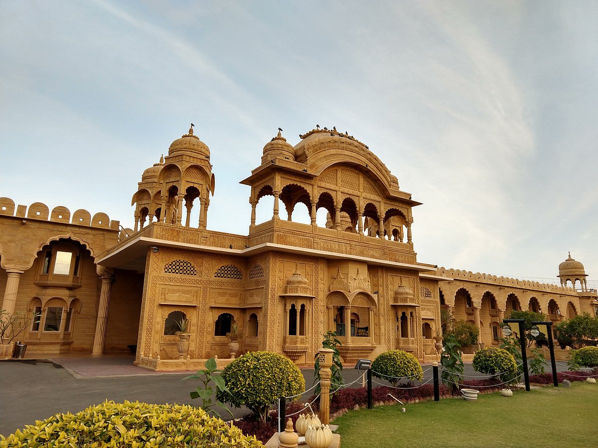 Fort Rajwada Jaisalmer, hotel in Jaisalmer