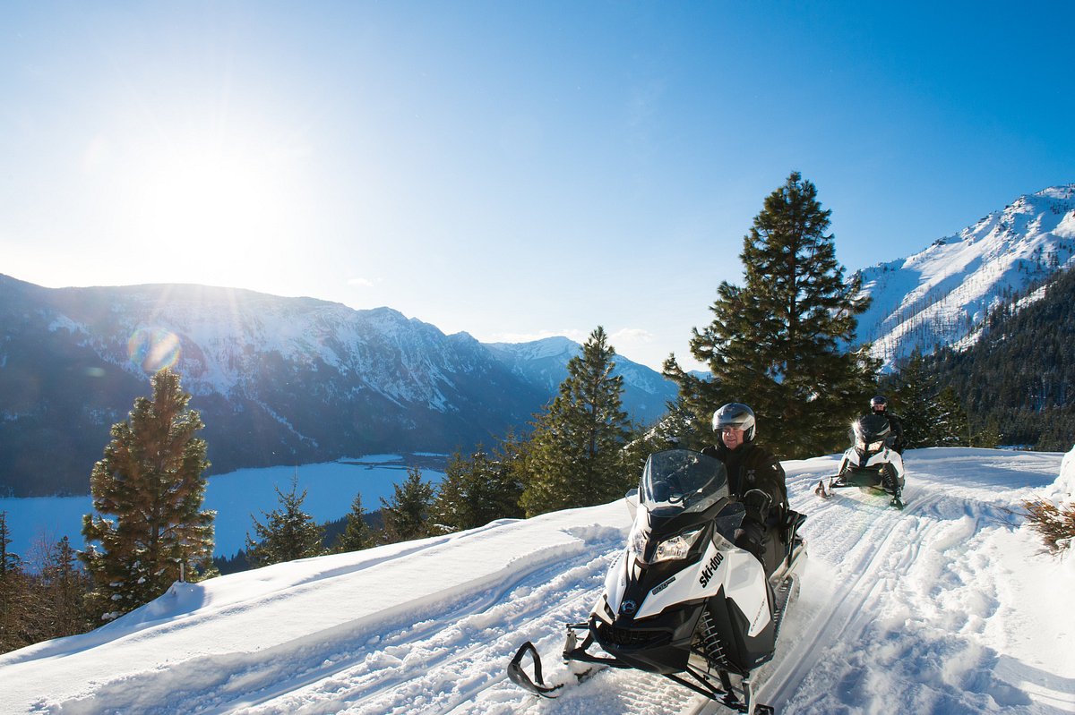 leavenworth snowmobile tours at mountain springs lodge