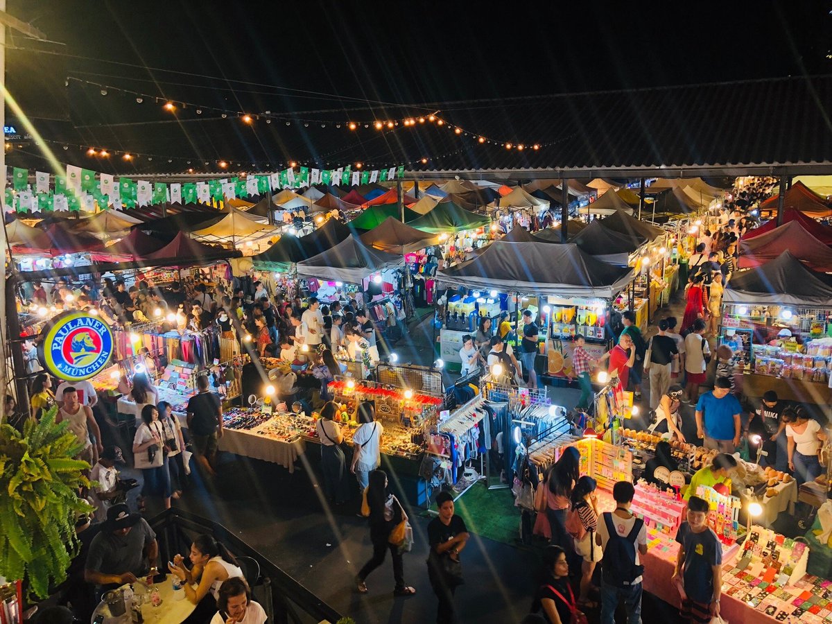 Train Night Market Ratchada (Bangkok, Thái Lan) - Đánh giá - Tripadvisor
