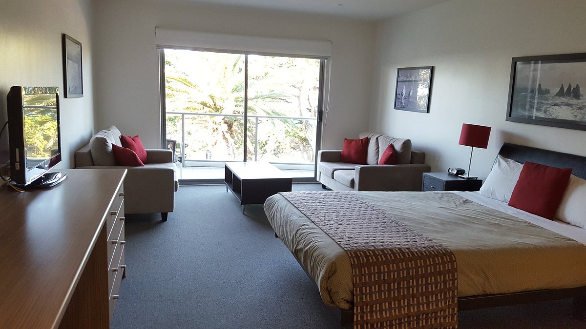 The Waves Apartments, hotel in Phillip Island