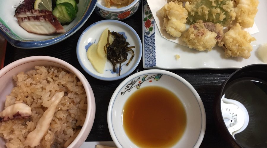 かなりのボリュームだったので食べきれるかな？と思いましたが美味しくいただき完食でした。 タコの唐揚げはビールのつまみにも最高。