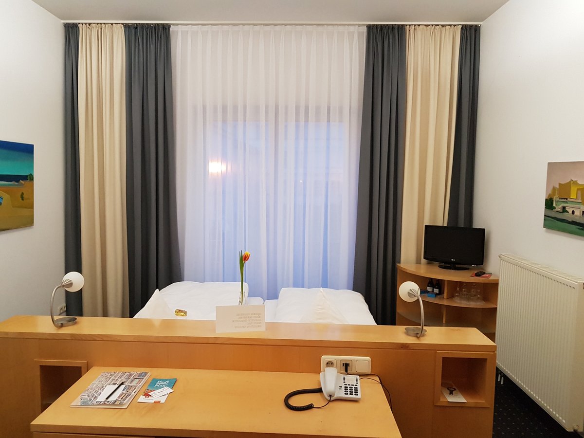 HOTEL GALERIE (AU$139): 2022 Prices & Reviews (Greifswald, Germany ...