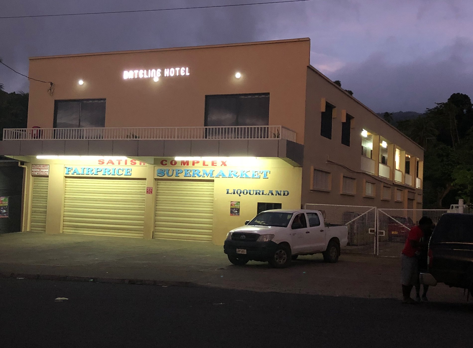 Dateline Hotel image