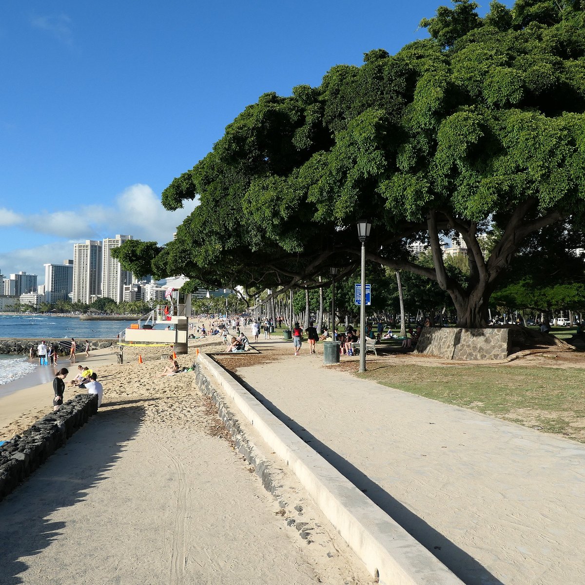 Unveiling San Souci Beach: A Tranquil Oasis In The Heart Of Honolulu