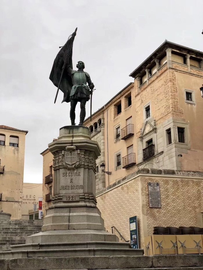 Imagen 3 de Calle Real de Segovia