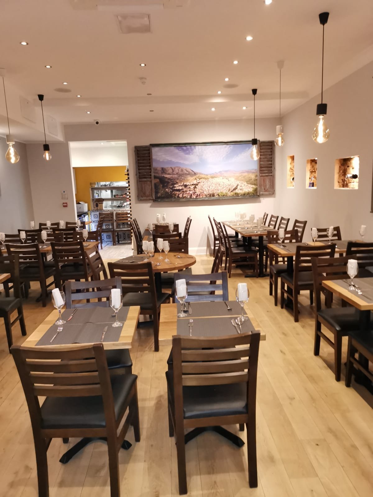 THE 10 BEST Restaurants in St. Albans (Updated December 2023)