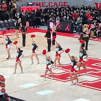 Okay, everyone, pom poms up!