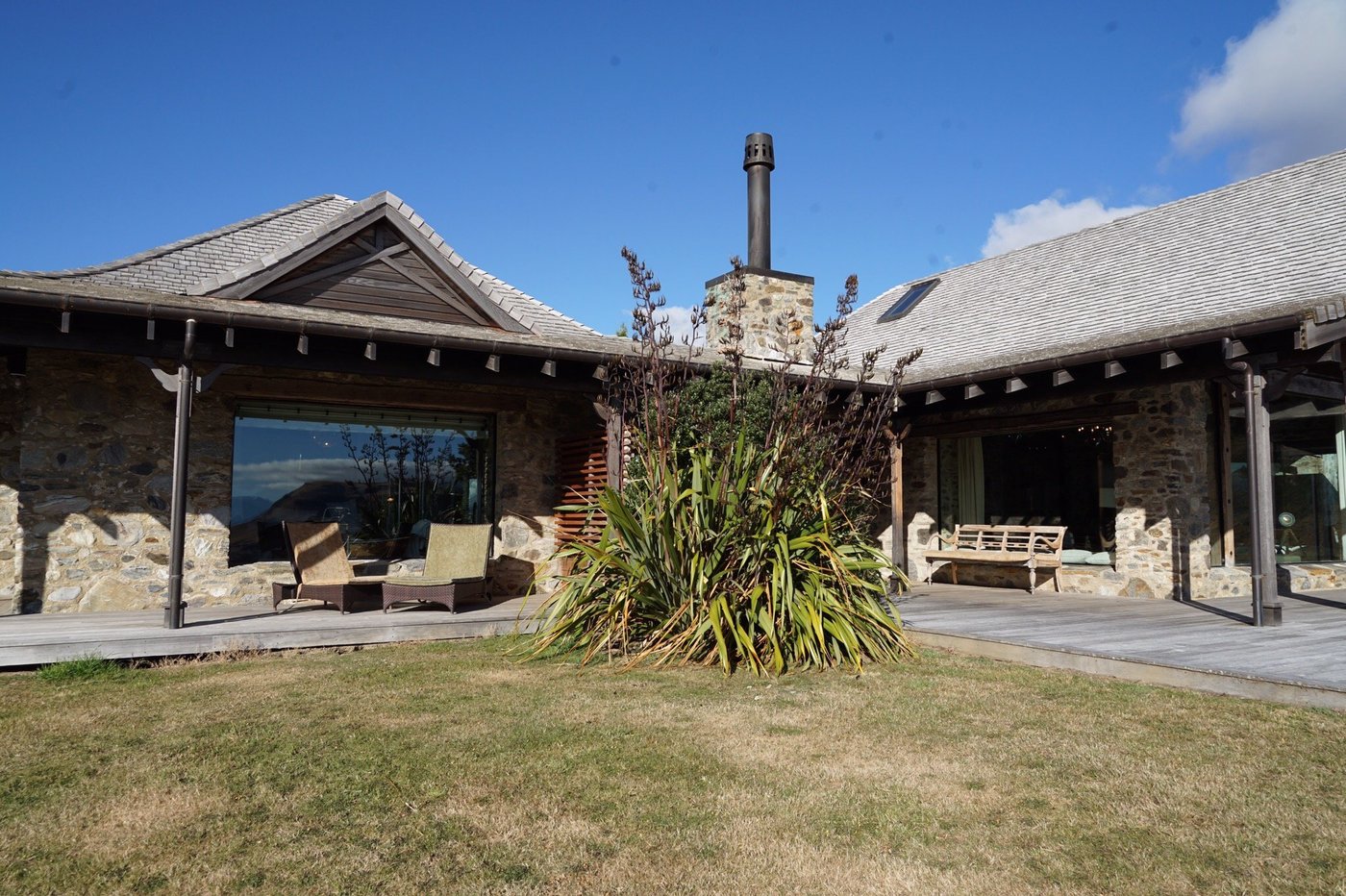 MAHU WHENUA - Specialty B&B Reviews (Wanaka, New Zealand) MAHU WHENUA -  Specialty B&B Reviews (Wanaka, New Zealand)