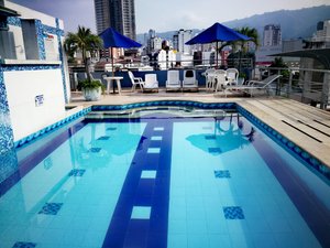 Piscina y playa