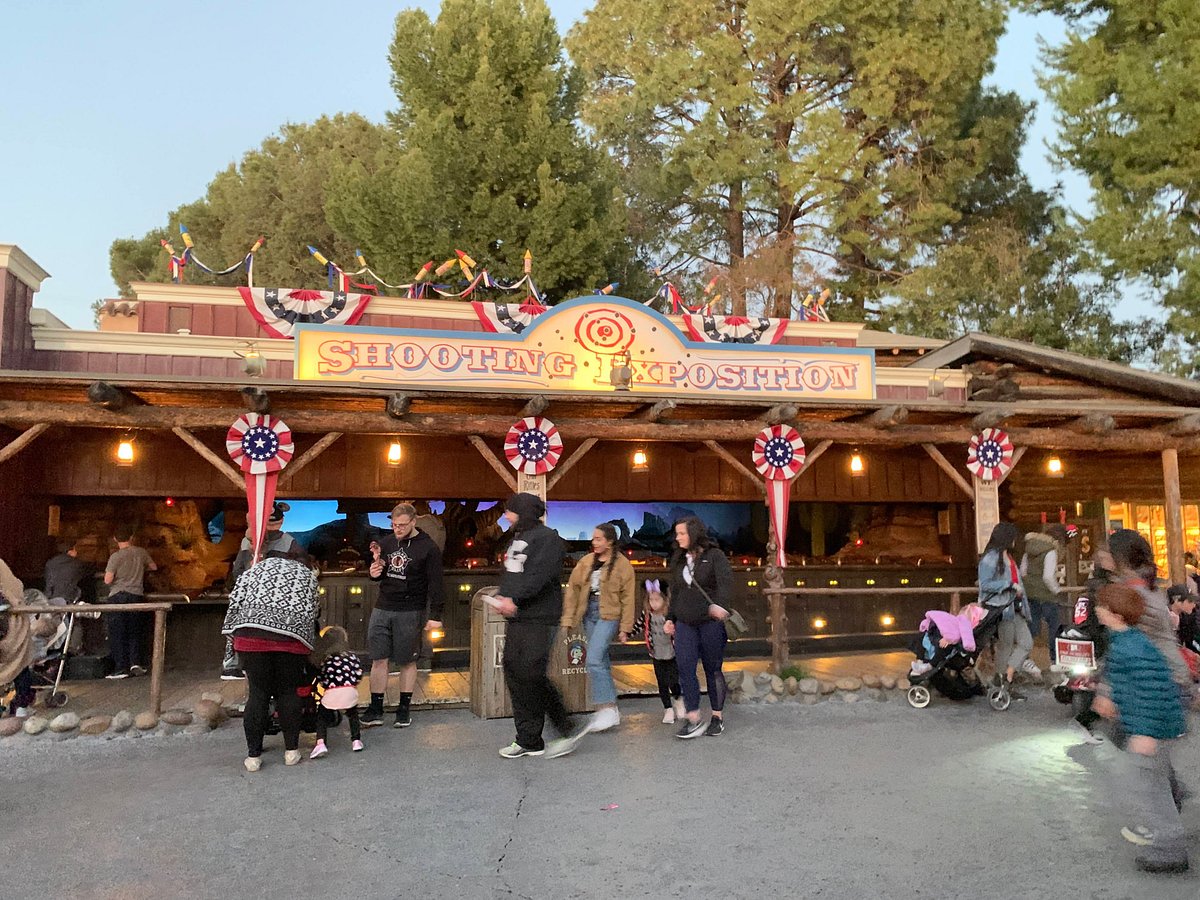 New Cars-Themed Attractions to Enrich Frontierland