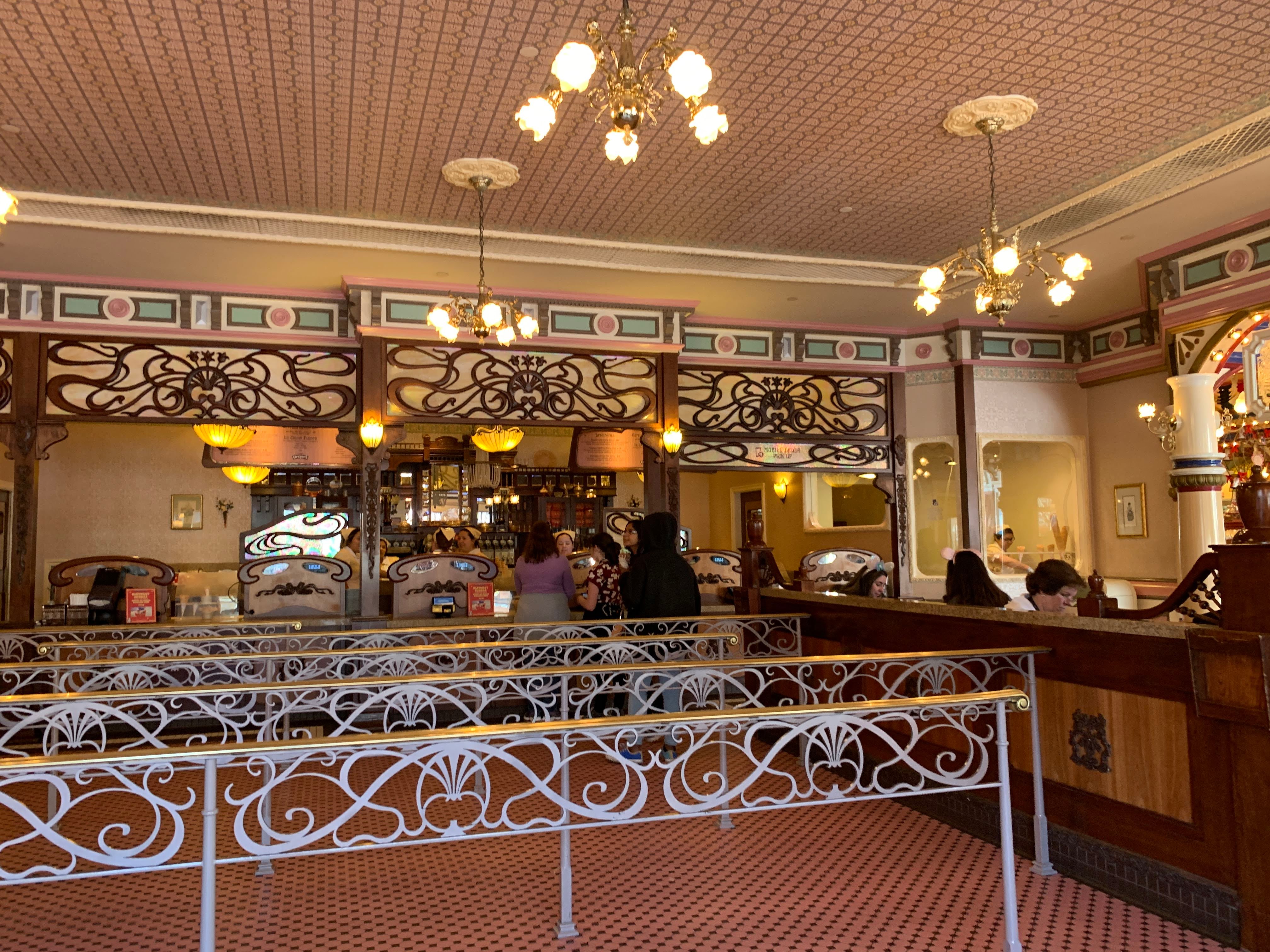 COZY CONE MOTEL, Anaheim - Menu, Prices & Restaurant Reviews