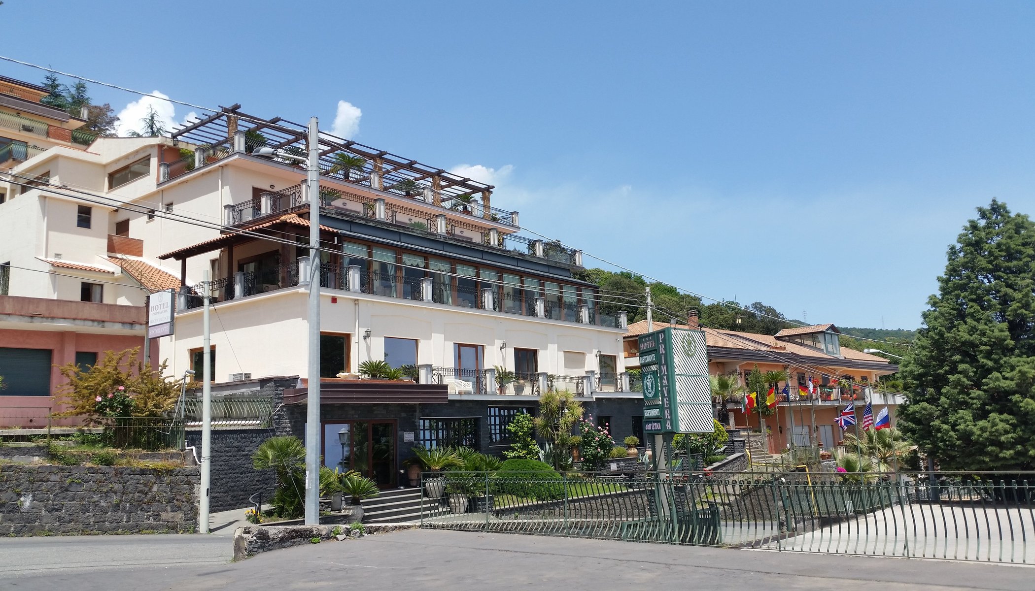 Hotel Primavera Dell'Etna image