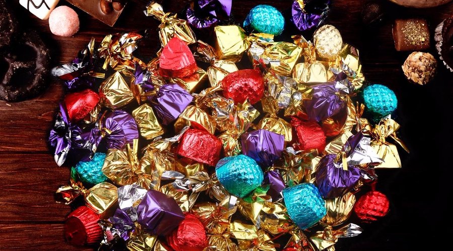 Praline flavored chocolates
