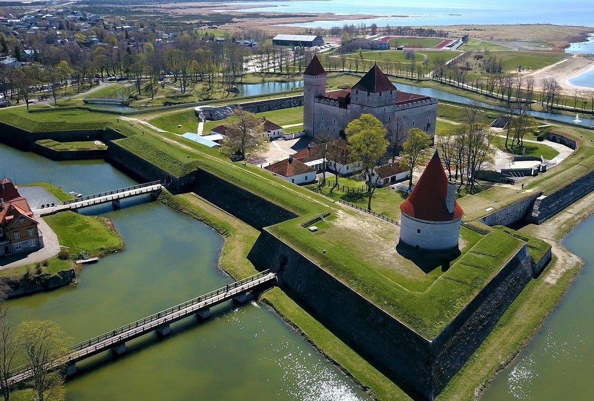 Kuressaare Castle (Saaremaa) - All You Need to Know BEFORE You Go