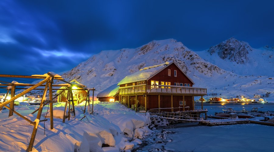 Blue hour in February. 