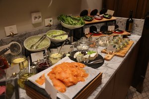 餐饮