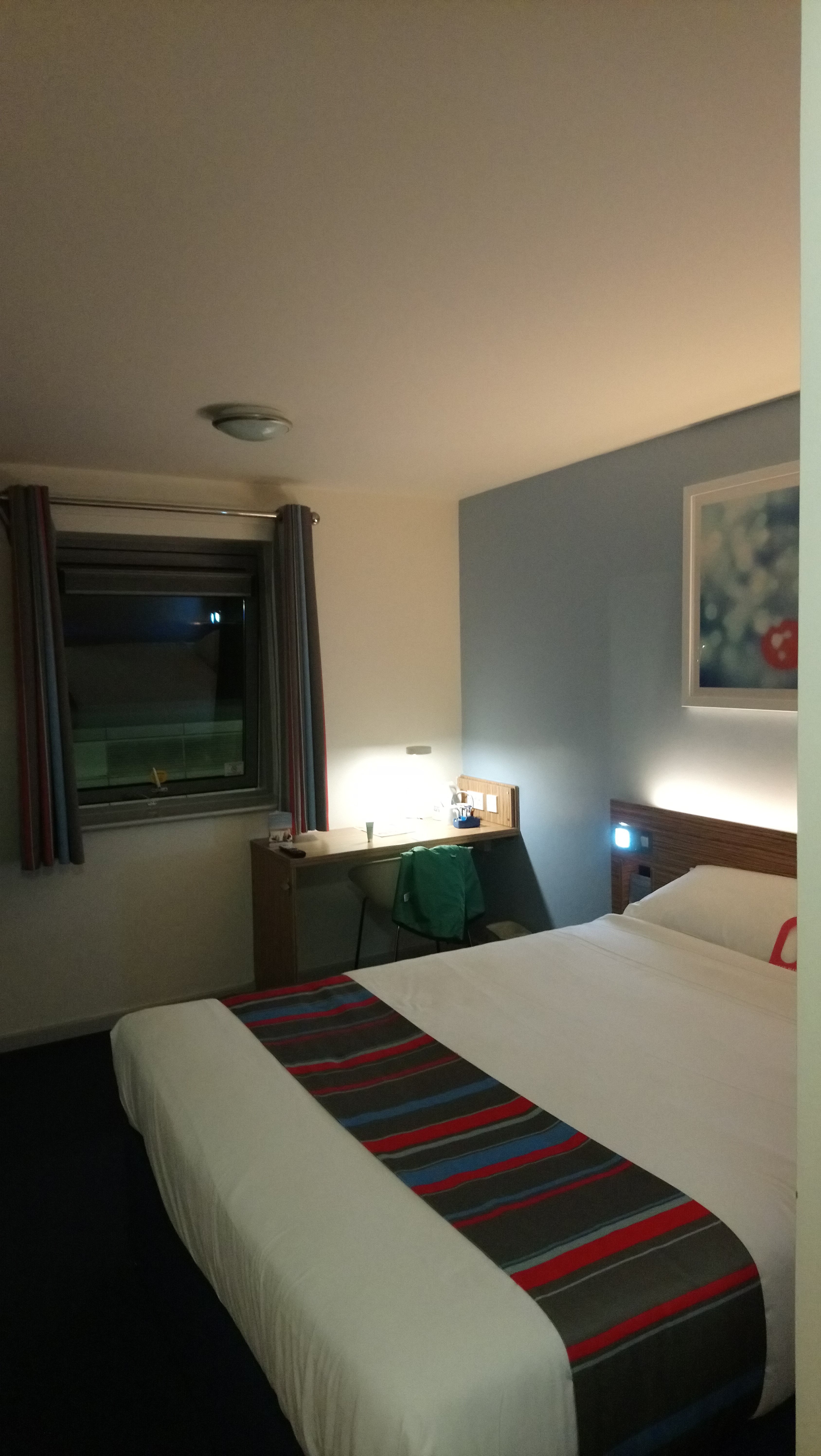 Travelodge Cardiff Atlantic Wharf - 14