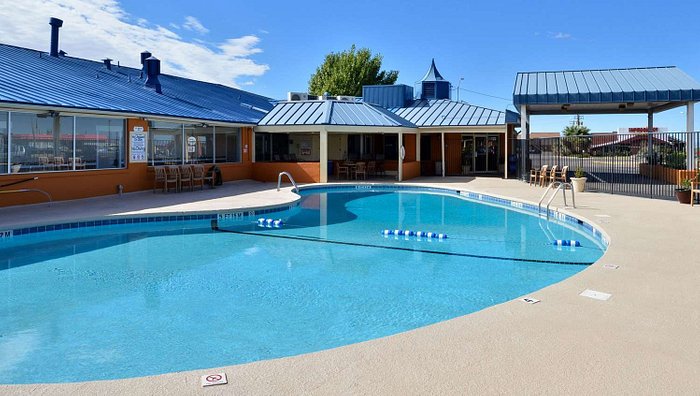 hotels in alamogordo nm with indoor pool
