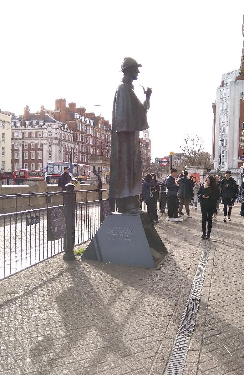 Sherlock Holmes Statue, Лондон: лучшие советы перед посещением - Tripadvisor