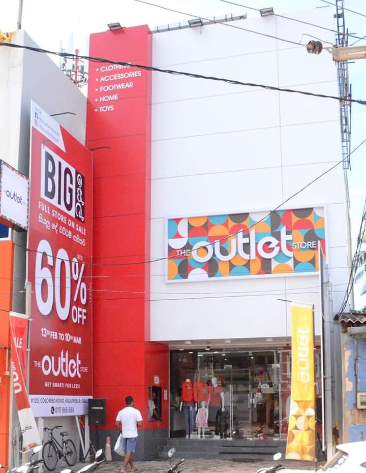 Outlet store 2024