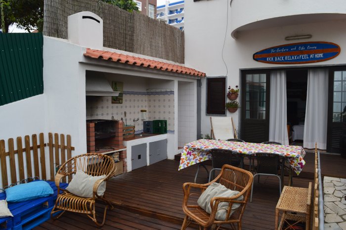 Imagen 1 de Ericeira Chill Hill Hostel & Private Rooms-Peach Garden