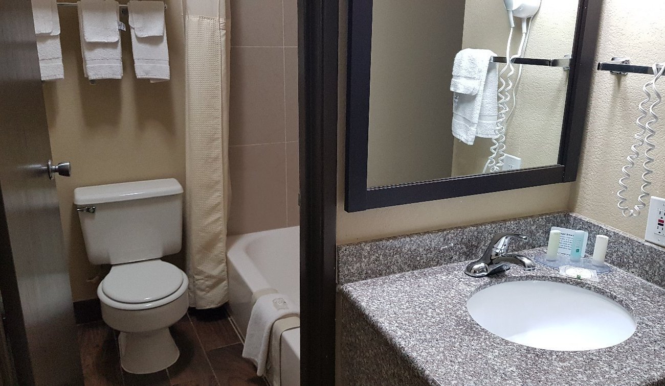 Quality Inn Downtown by null