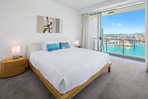 Room & Suite