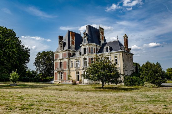 CHATEAU LE BREIL Guesthouse Reviews Chemille France