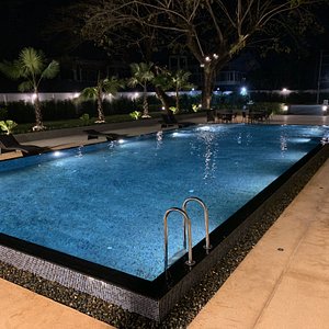 Wonderful, amazing swimming pool!