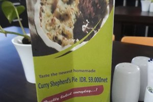 Bersantap
