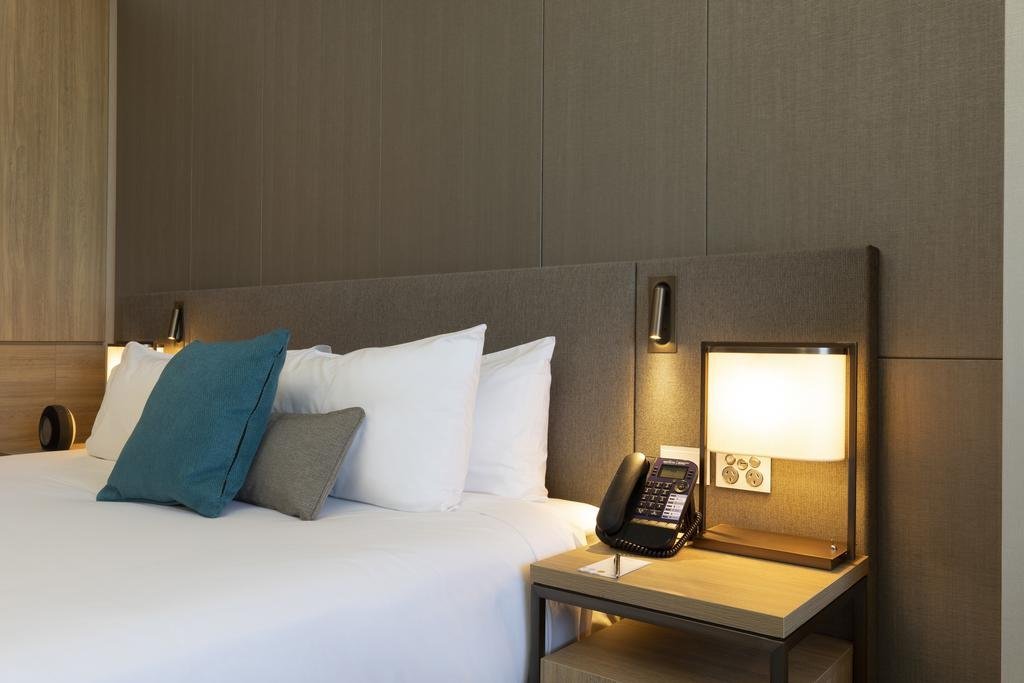 Novotel Melbourne Central Hotel Rooms: Pictures & Reviews Novotel Melbourne Central Hotel Rooms: Pictures & Reviews - Tripadvisor
