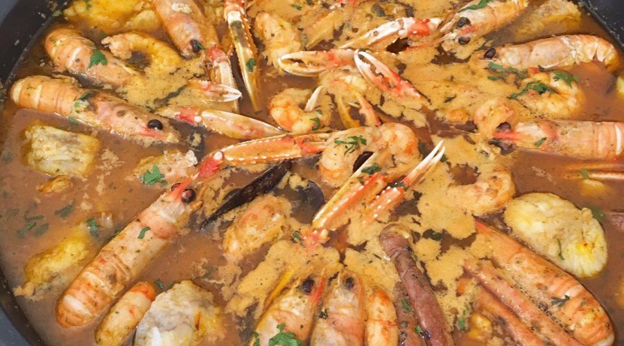 Paella de marisco