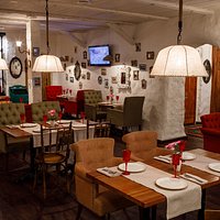 Restaurant Moldova. Main hall.
Ресторан Молдова. Основной зал.
