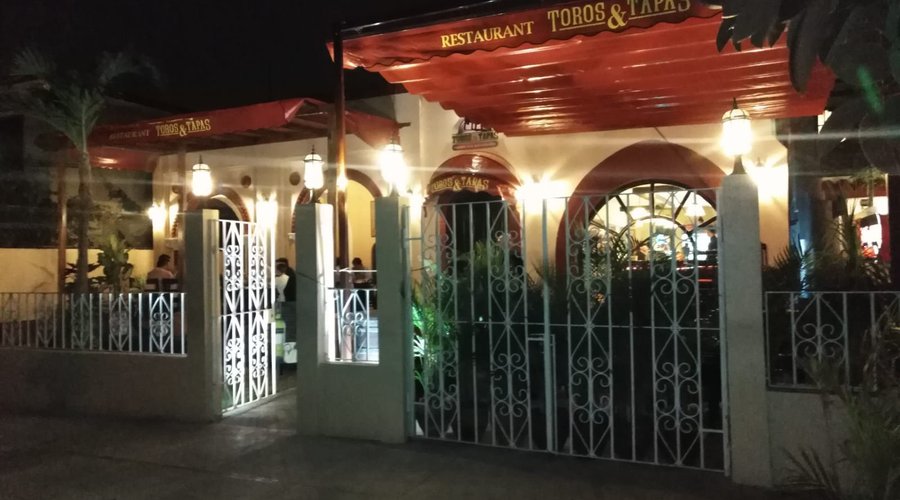 Toros & Tapas