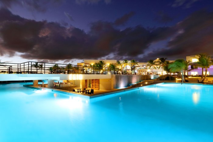 TRS Cap Cana Waterfront & Marina Hotel Pool: Pictures & Reviews ...