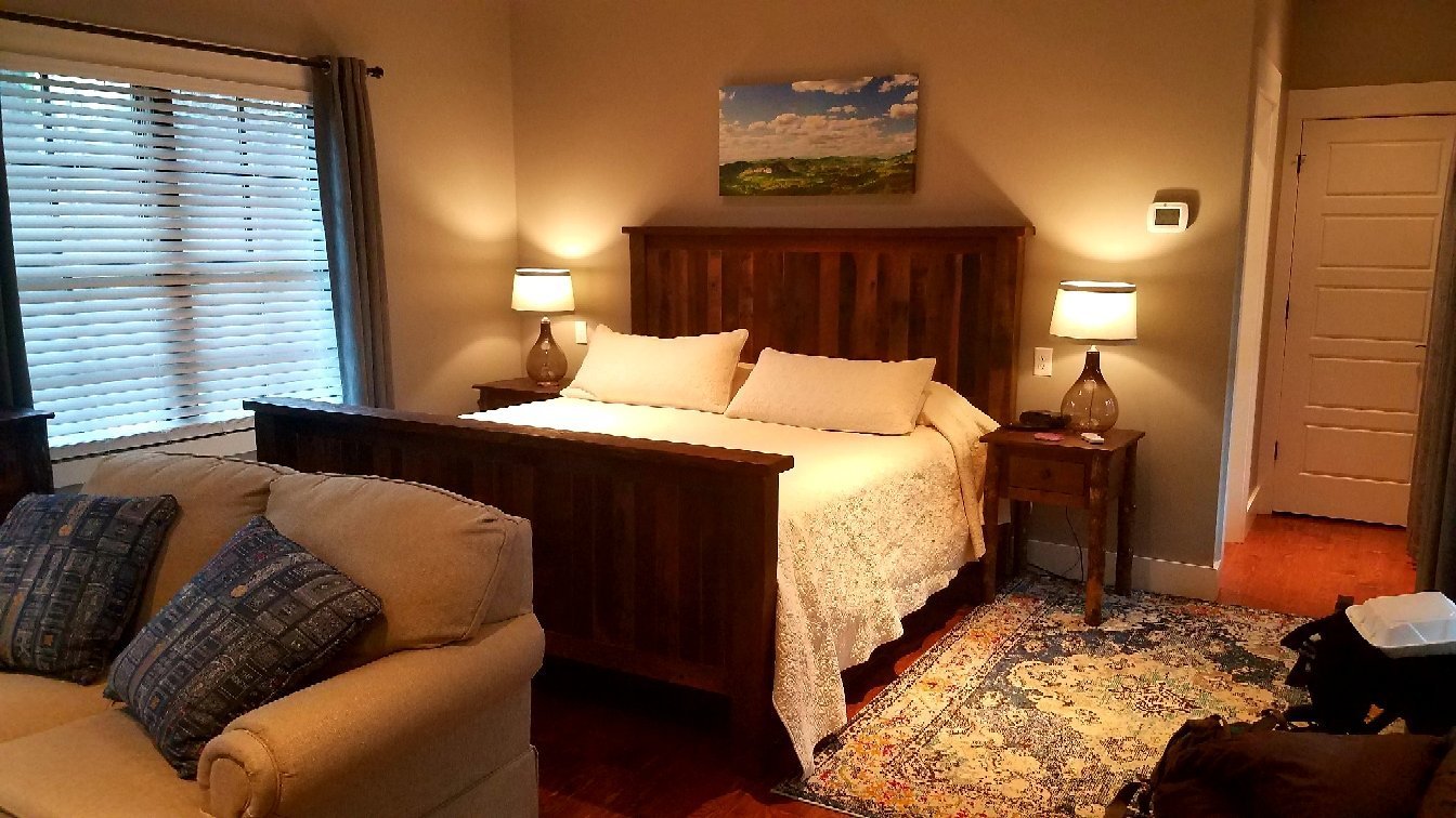 THE RED HOUSE INN BREVARD - Updated 2021 Prices & B&B Reviews (NC ...