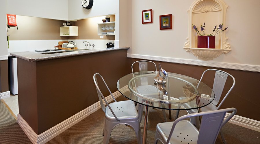 Foreshore apartment dining area