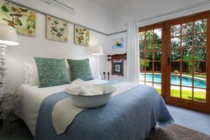 Room & Suite
