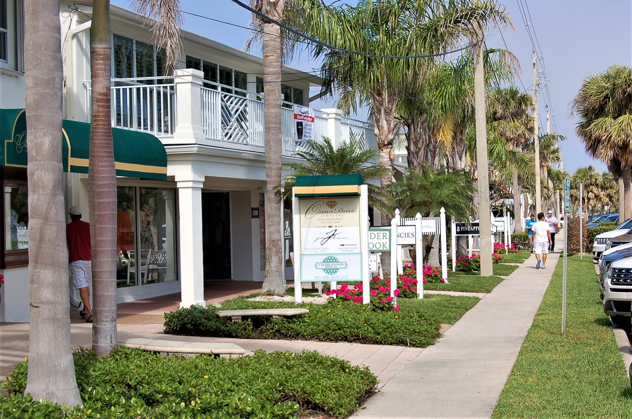 Discovering Vero Beach Community Center: A Local Gem for Travelers