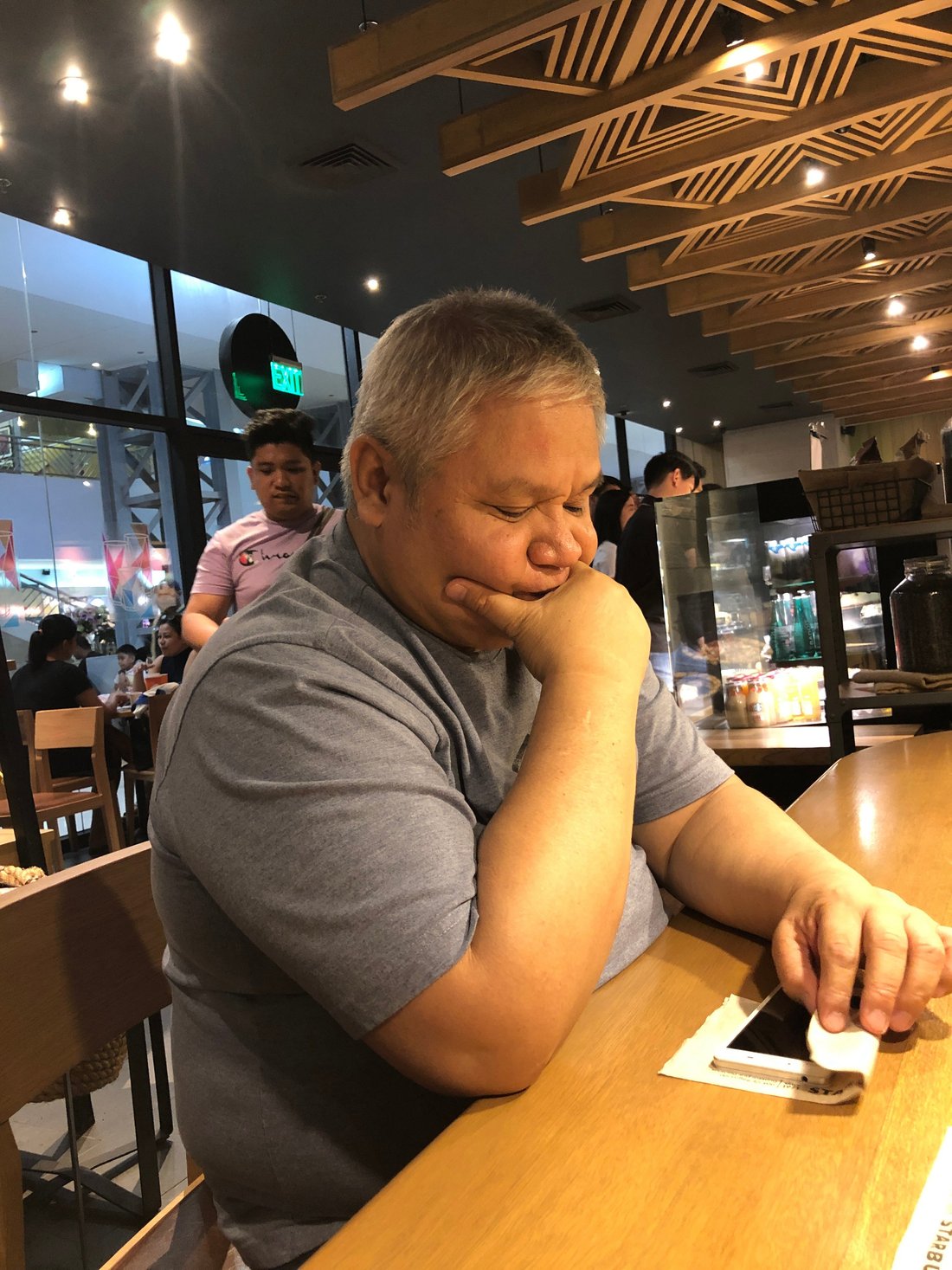 Starbucks SM Mall of Asia, 파사이 - 레스토랑 리뷰 - 트립어드바이저