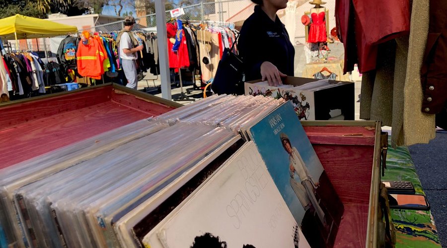  Silverlake Flea Market (held Every Saturday from 12-5)  is located on the playground of the Micheltorena Street Elementary School in Silverlake, CA 90026. The Free Entrance is located at 1511 Micheltorena LA CA 90026. Some of LA's best independent vendors of Handmade, Vintage, Home Furnishings, Home Decor, Crafts, Art, Antiques and Collectibles are on site selling their merchandise Every Saturday from 12:00 Noon - 5:00 pm.  Free Entrance and Free Parking.

