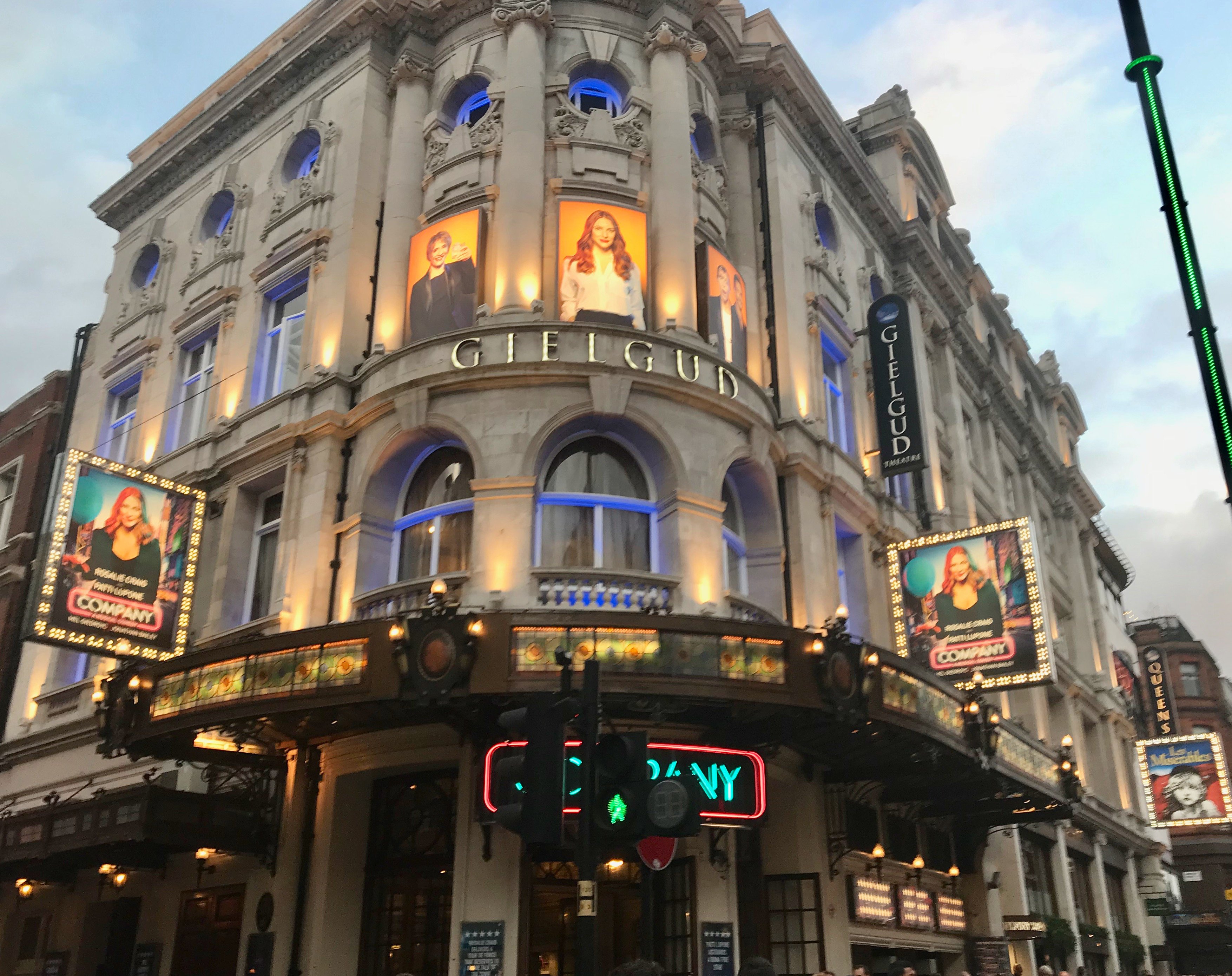 Gielgud Theatre (London) - All You Need To Know BEFORE You Go