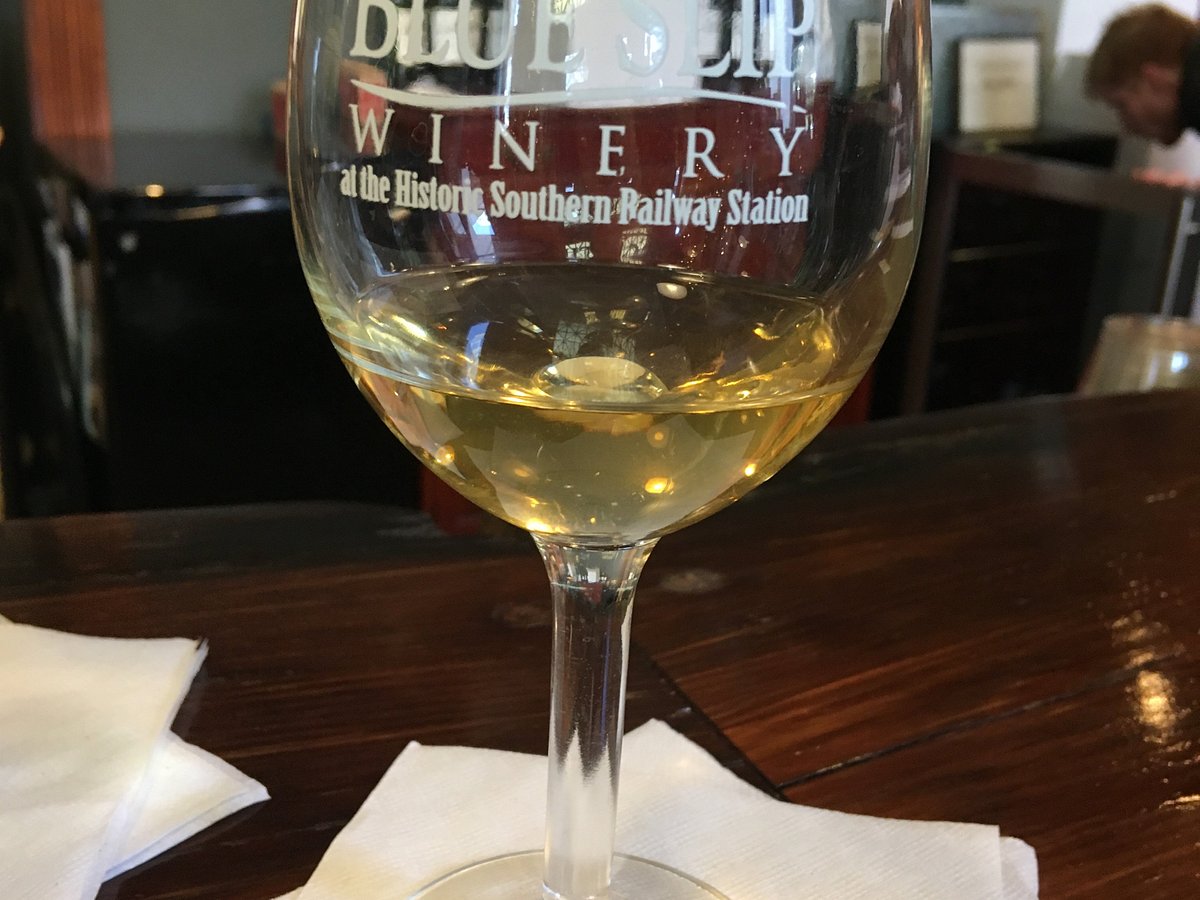 knoxville winery tours
